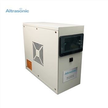 4200 W ultrazvočni digitalni generator neprekinjenih vibracij